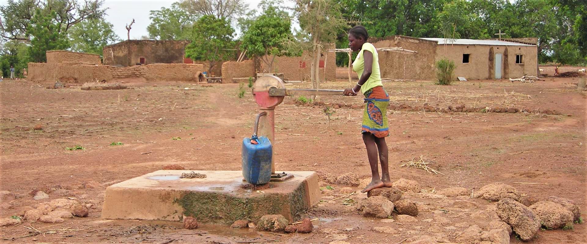 Pozzo_Burkina_Faso_Mani_Tese_2017