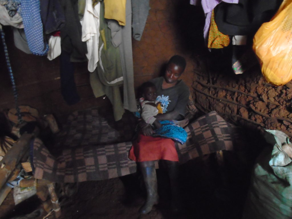 prima del kit_emergenza kenya_mani tese_2018