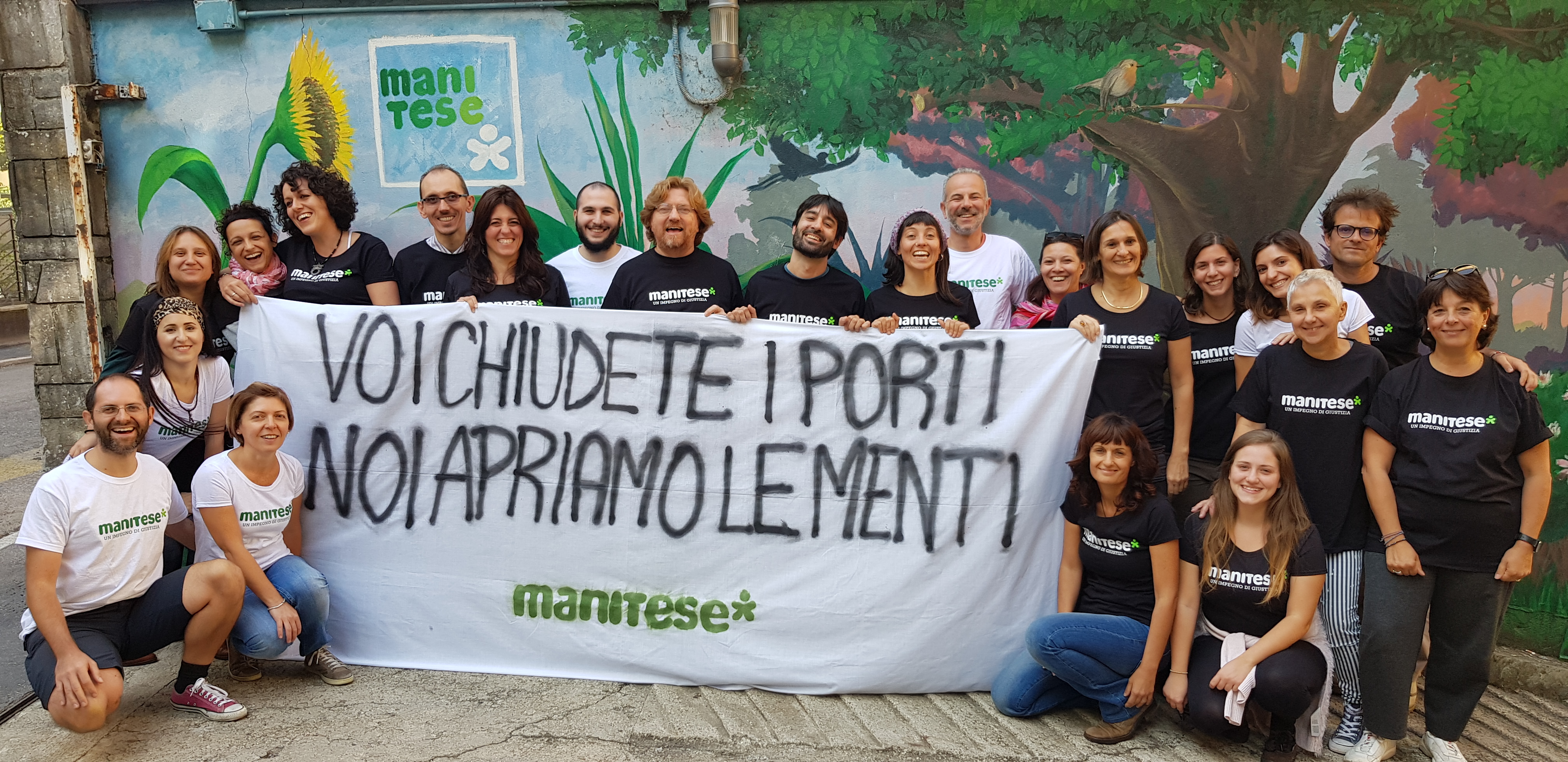 voi chiudete i porti noi apriamo le menti_mani tese_2018