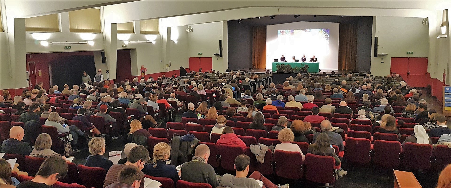convegno tratta mani tese 2019