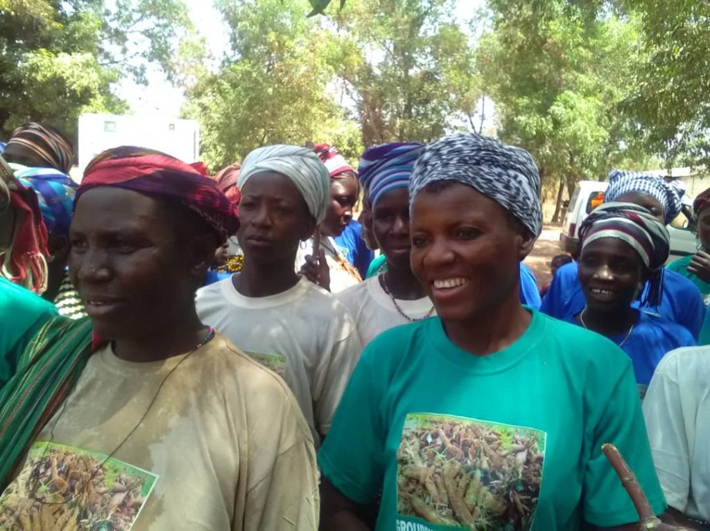 corteo donne 8 marzo benin mani tese 2019 (3)