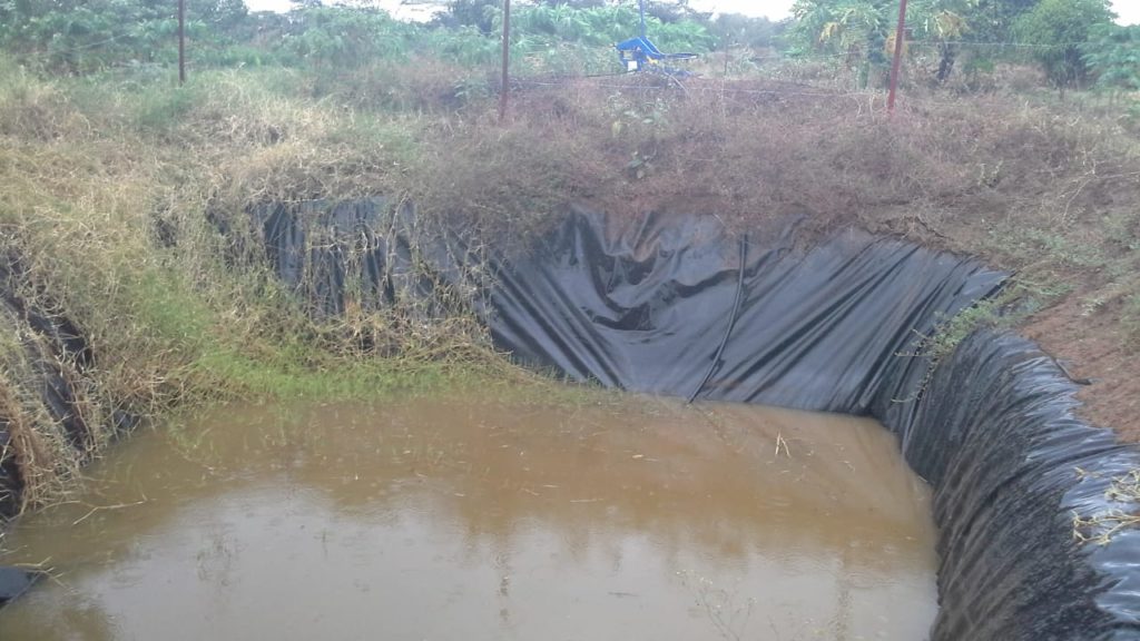 La vasca di stoccaggio dell acqua mani tese