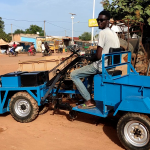 Un motocoltivatore per lo sviluppo del Burkina Faso